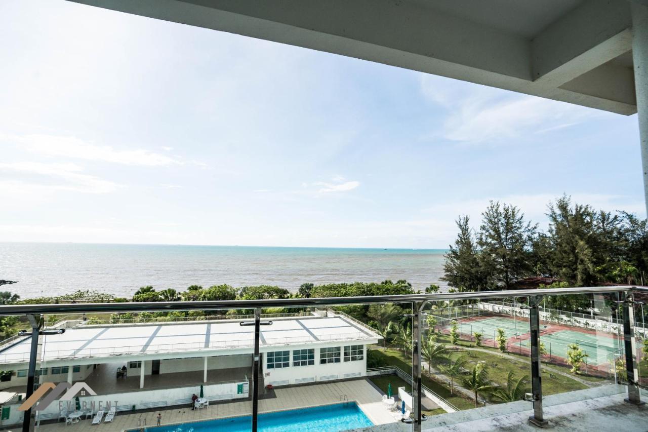 Bay Resort By Evernent Miri Bagian luar foto