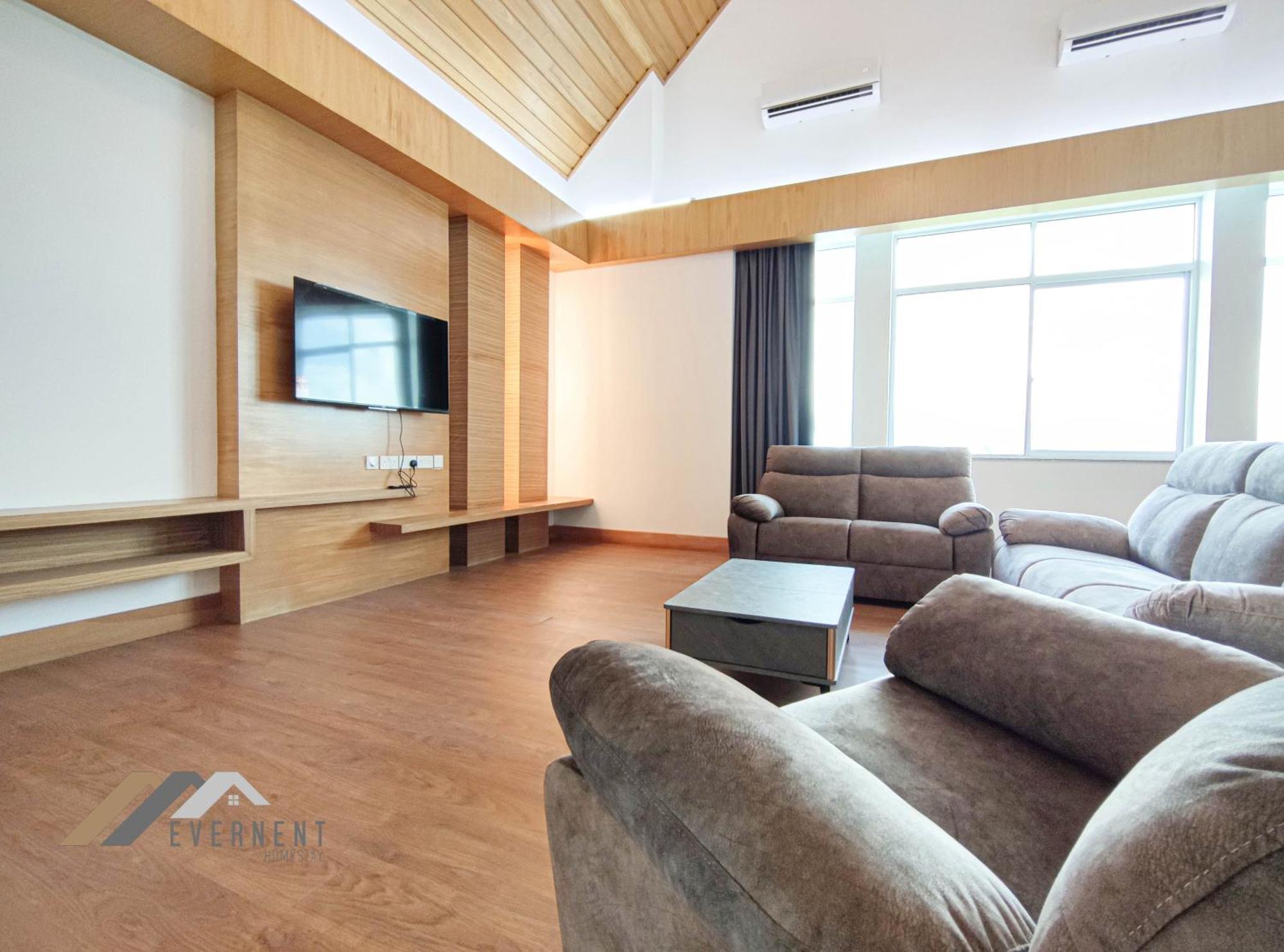 Bay Resort By Evernent Miri Bagian luar foto