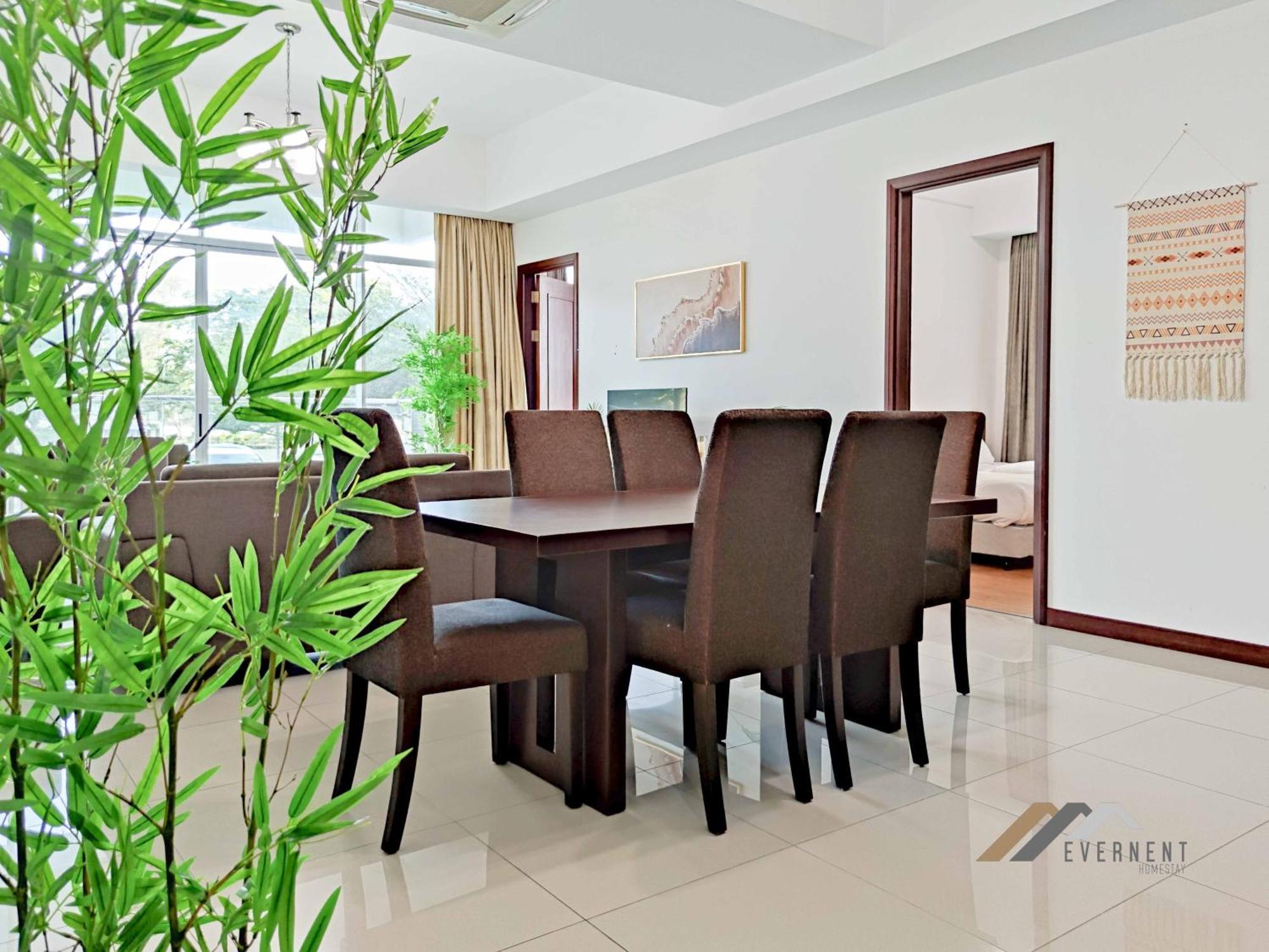 Bay Resort By Evernent Miri Bagian luar foto